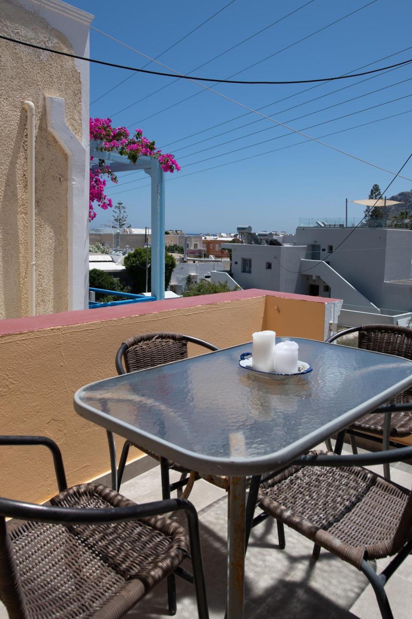Orfeas Apartments Камари Экстерьер фото